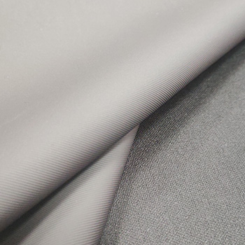 细斜纹皮膜复合面料