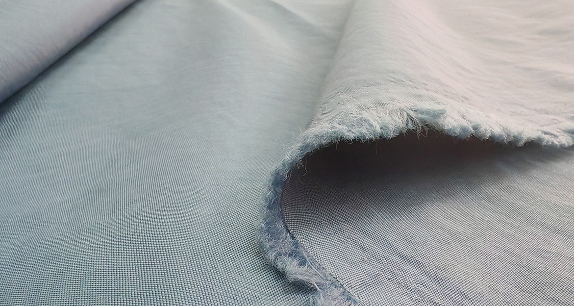 200尼龙水洗皱防水PU面料产品展示