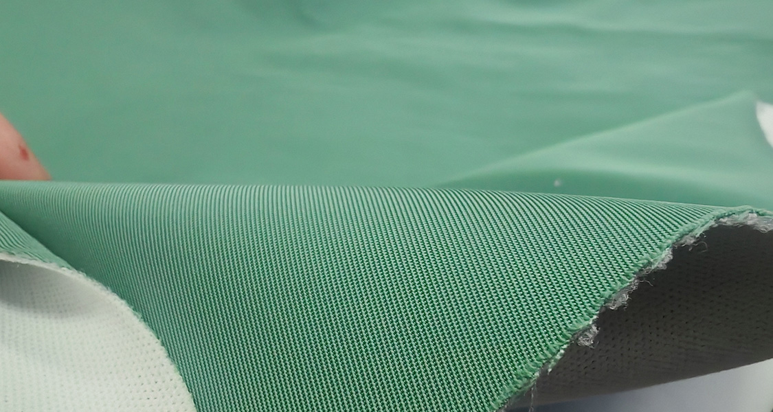 面料垂感与厚实质感示意